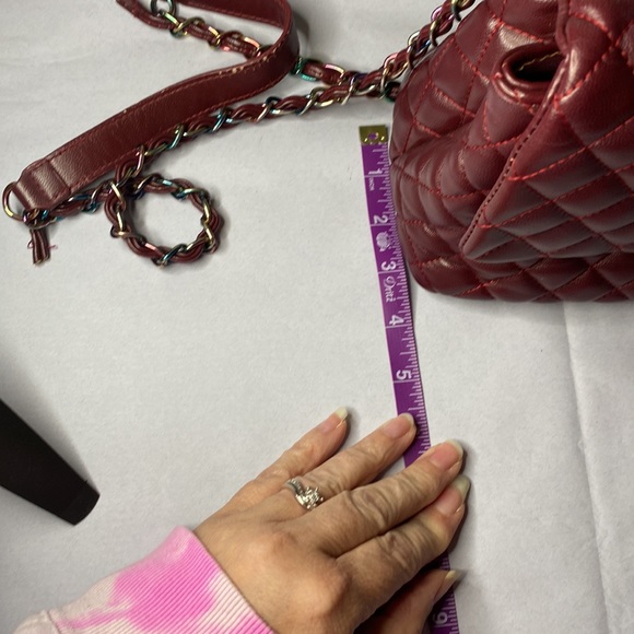 Vintage chanel CoCo medium burgundy purse - Picture 16 of 16